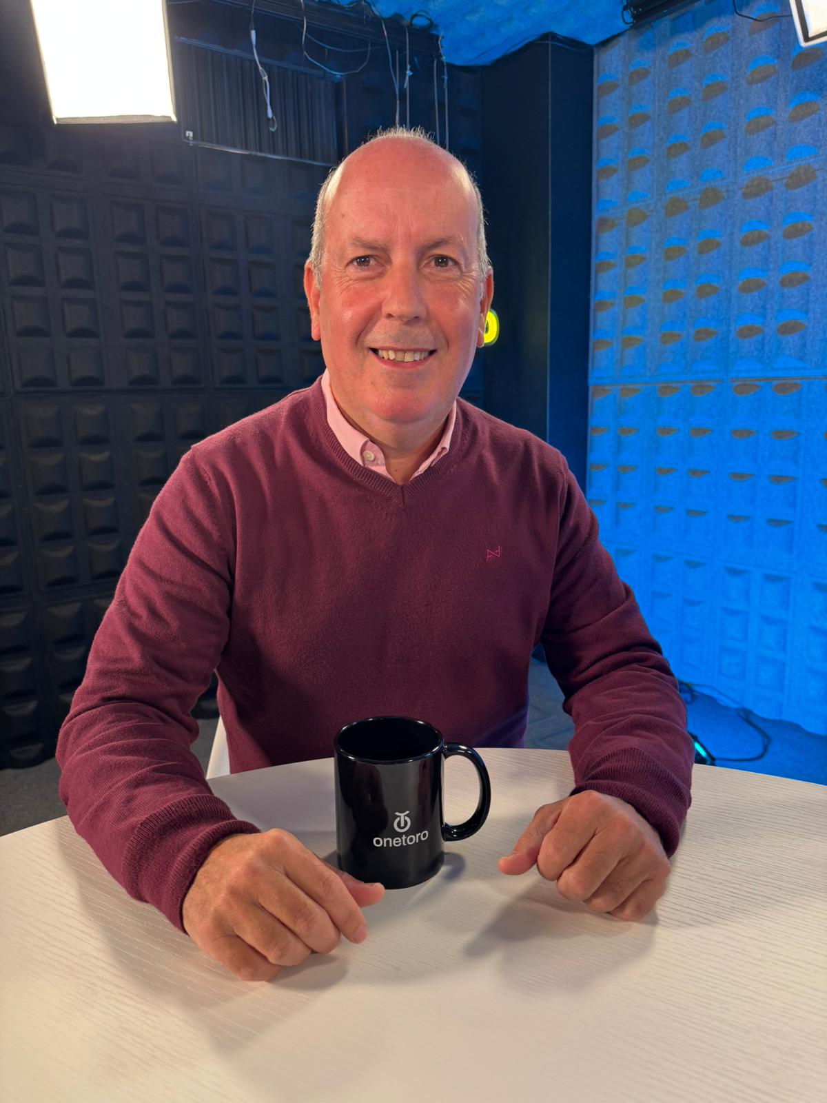 Taza oficial del programa "A la Cara"